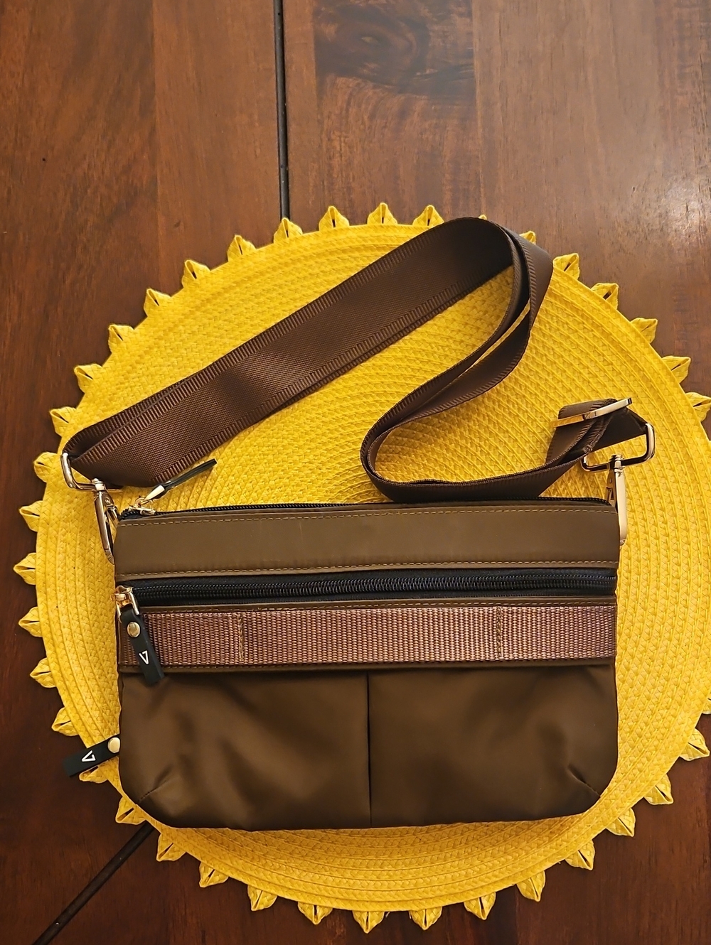 ANDI Urbani Brown Clutch